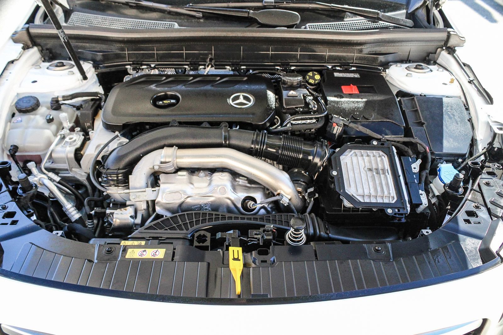 Certified 2025 Mercedes-Benz GLB 250 image 29