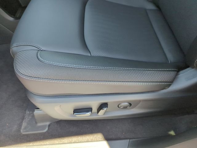 New 2026 Nissan Pathfinder SL FWD image 34