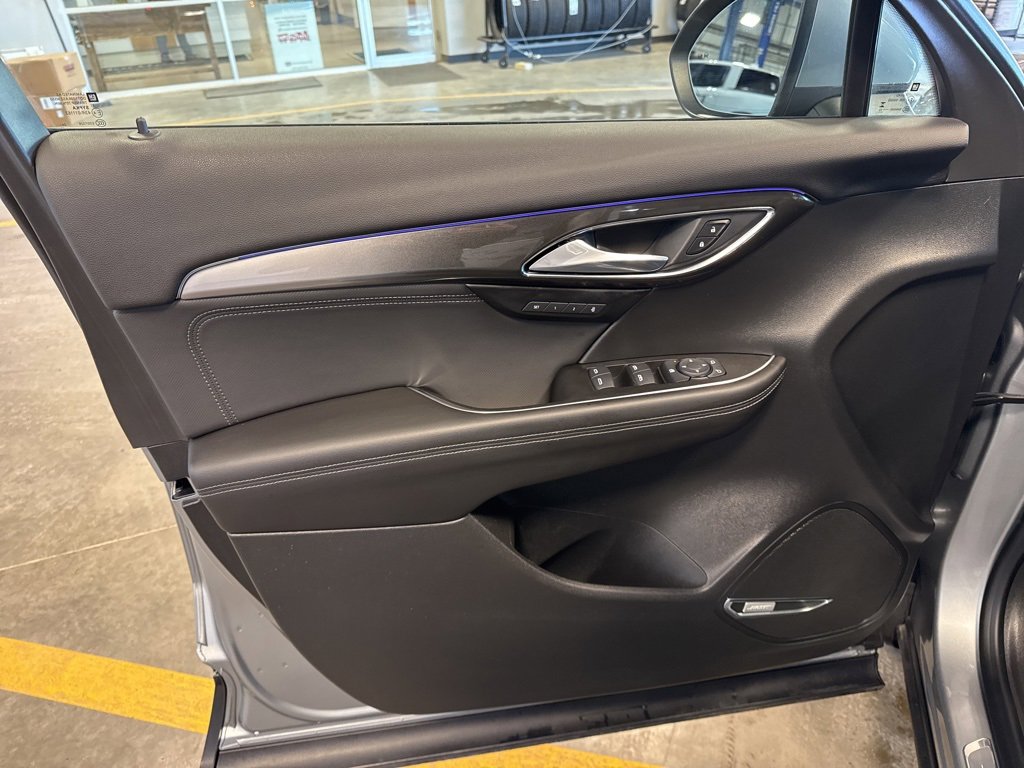 Used 2025 Buick Envision Preferred image 24