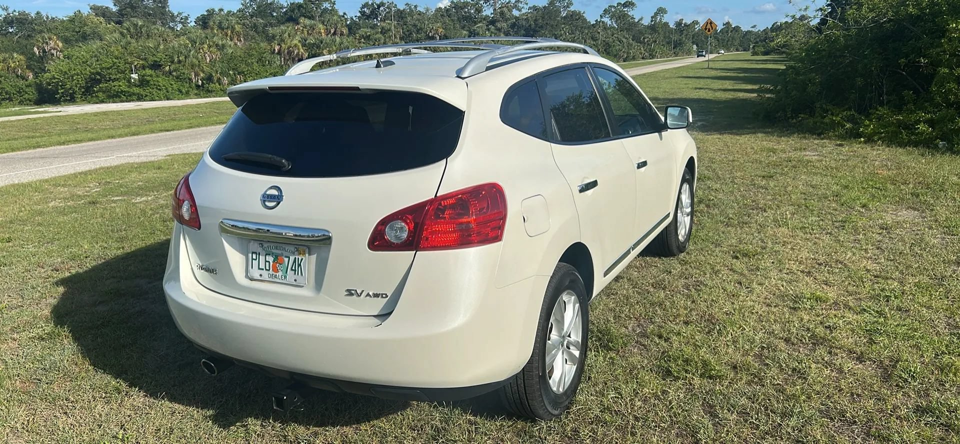 Used 2012 Nissan Rogue SV AWD/4WD image 6
