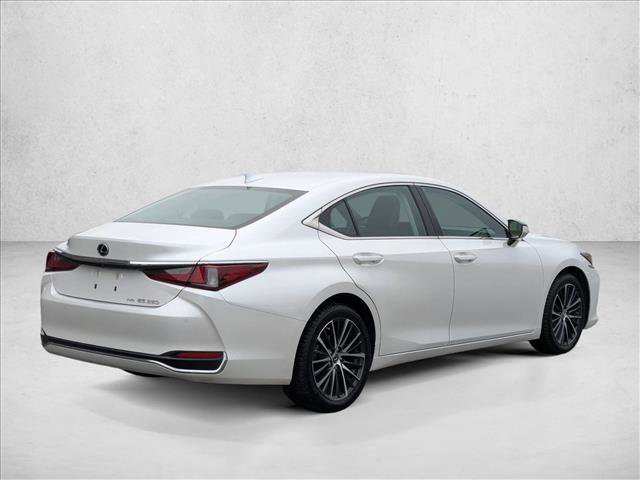 Used 2022 Lexus ES 250 w/ Premium Package image 5
