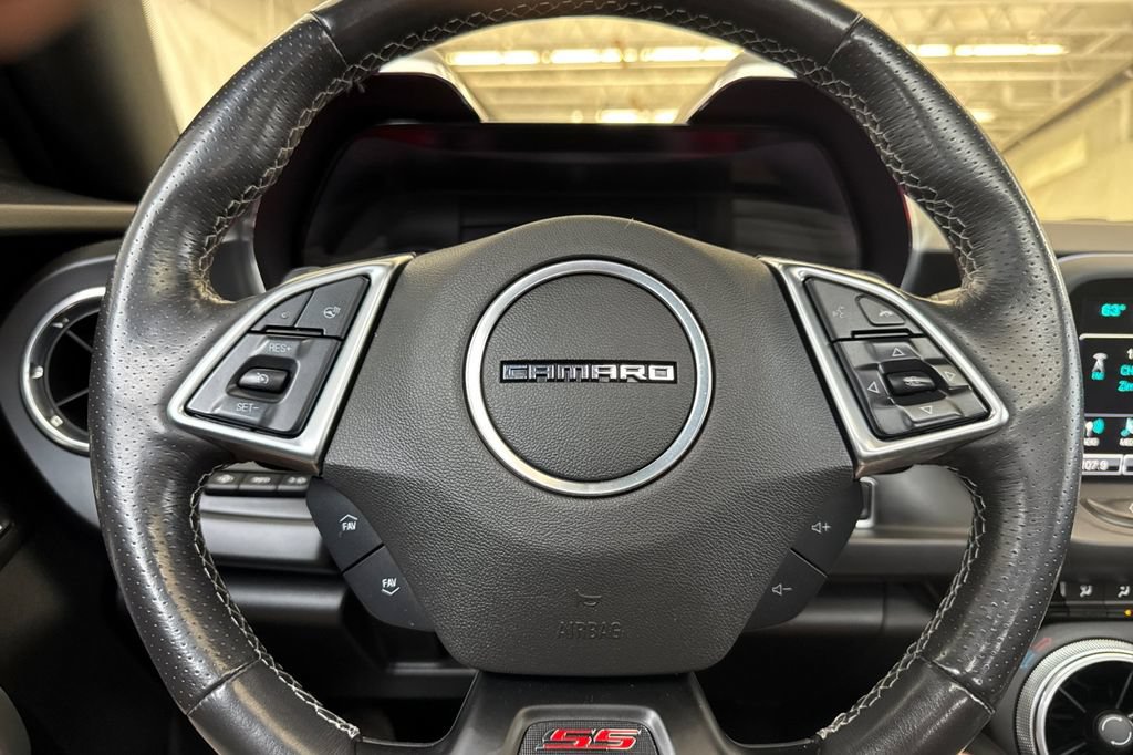 Used 2018 Chevrolet Camaro SS RWD image 25