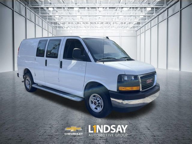 Used 2024 GMC Savana 2500 w/ Driver Convenience Package RWD image 2