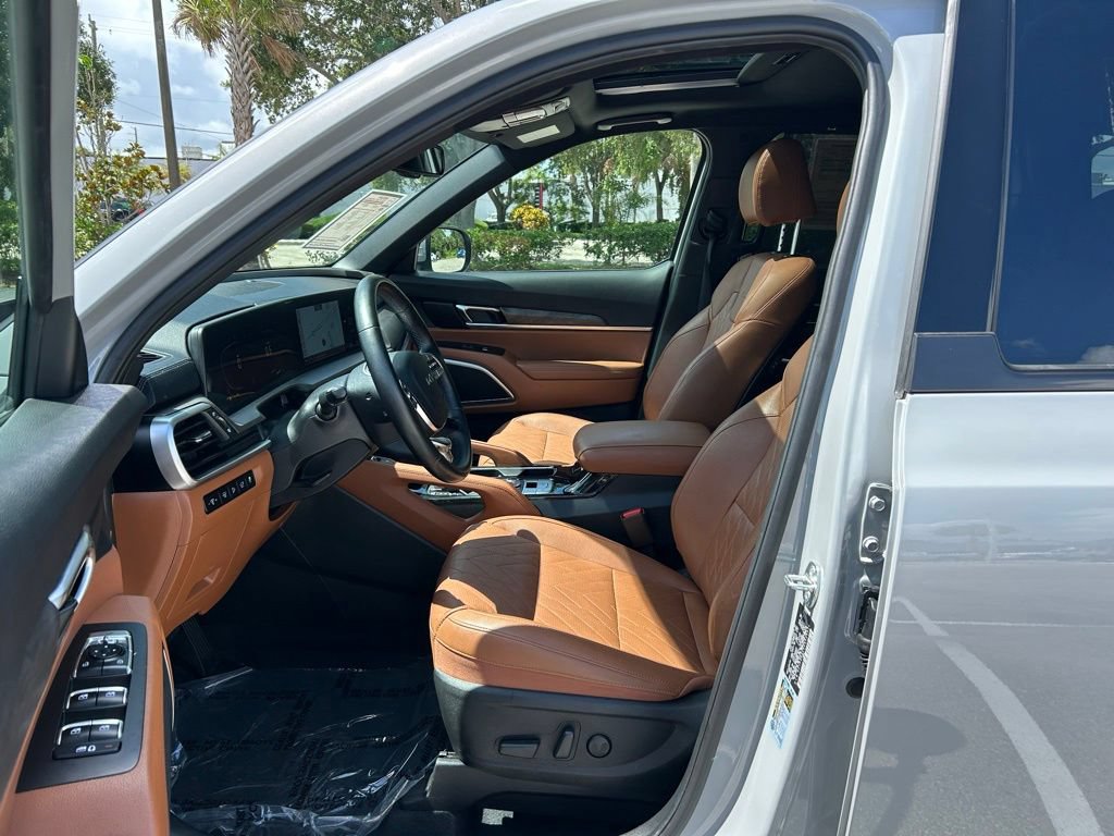 Used 2024 Kia Telluride EX X-Line AWD/4WD image 16