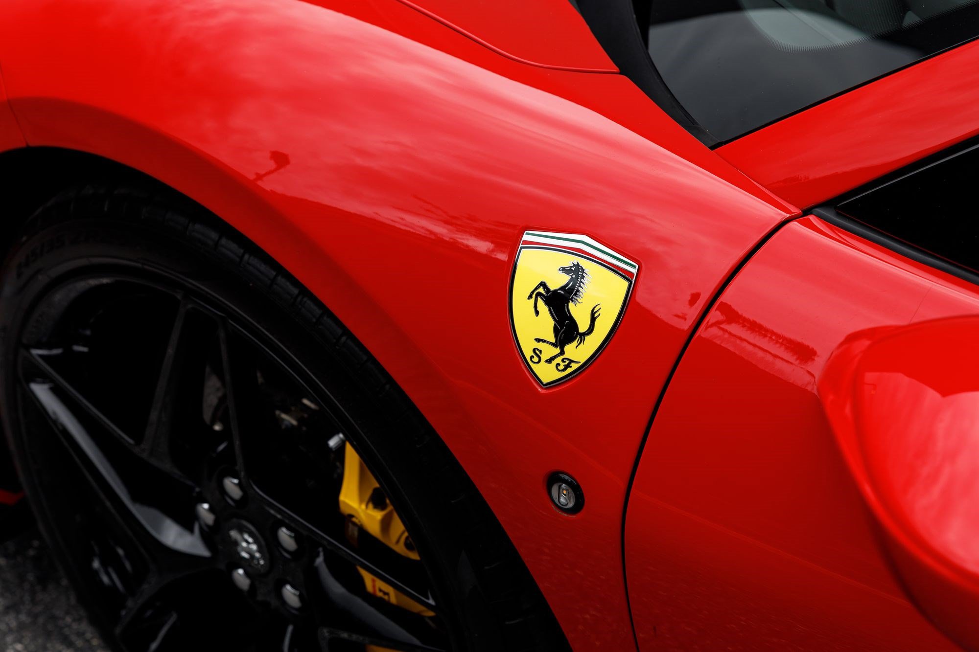 Used 2022 Ferrari F8 Tributo RWD image 48