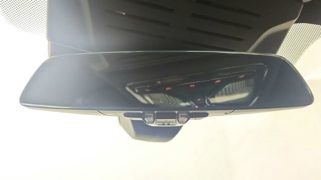 Used 2024 BMW X7 xDrive40i w/ M Sport Package image 62