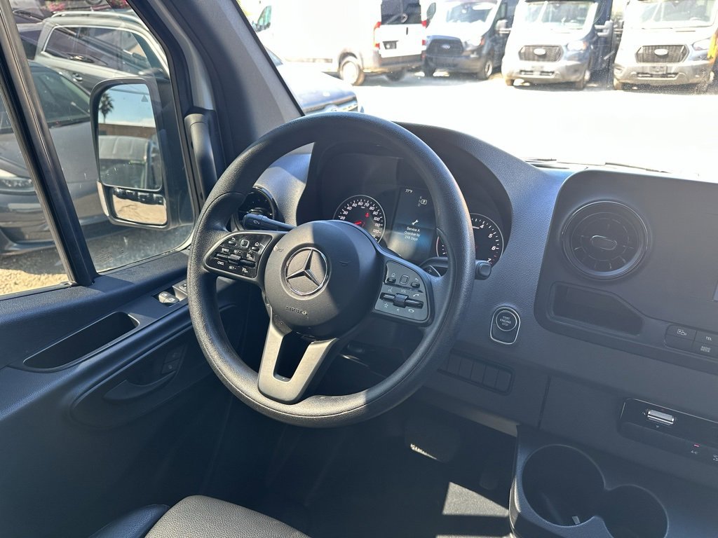 Used 2023 Mercedes-Benz Sprinter 2500 image 20
