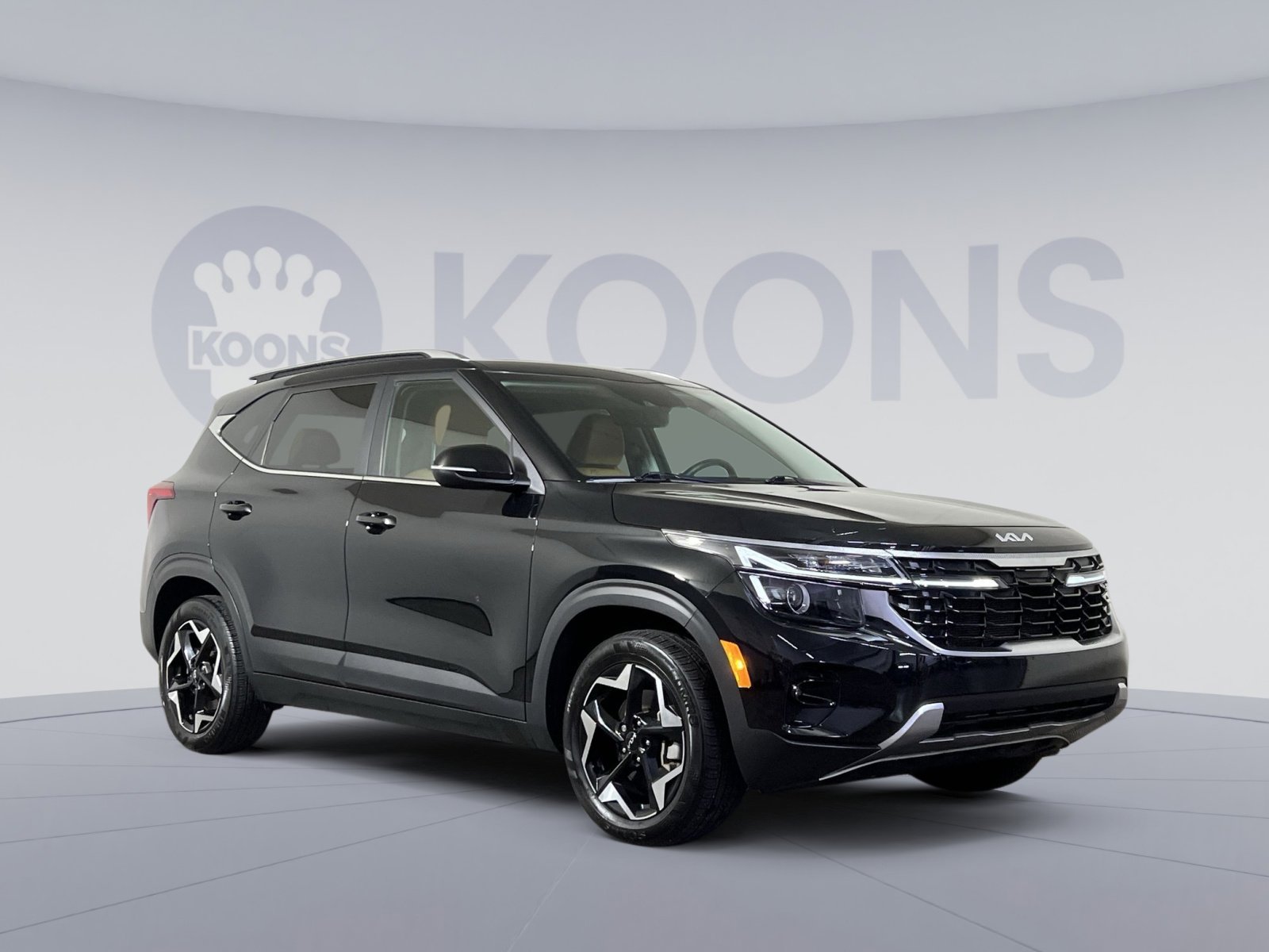 Used 2024 Kia Seltos EX image 8