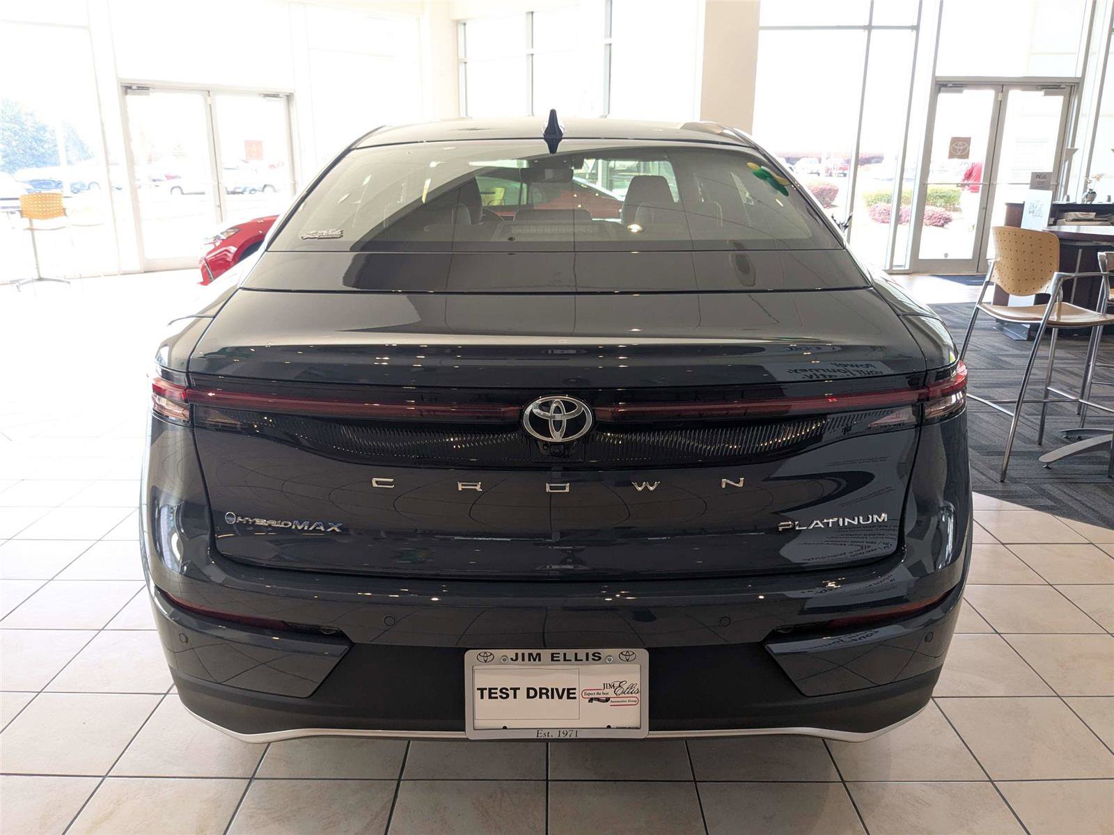 New 2026 Toyota Crown Platinum image 3