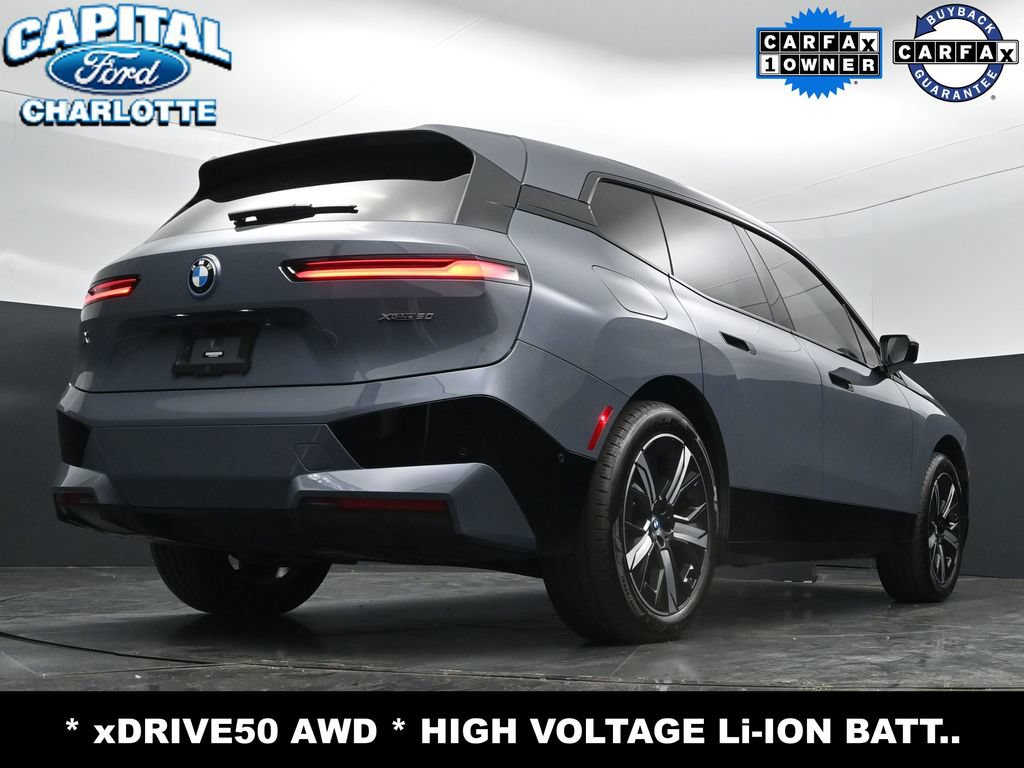 Used 2023 BMW iX xDrive50 w/ Sport Package AWD/4WD image 25