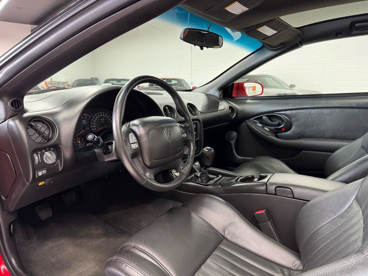 Used 2001 Pontiac Firebird Formula w/ Protection Group RWD image 47