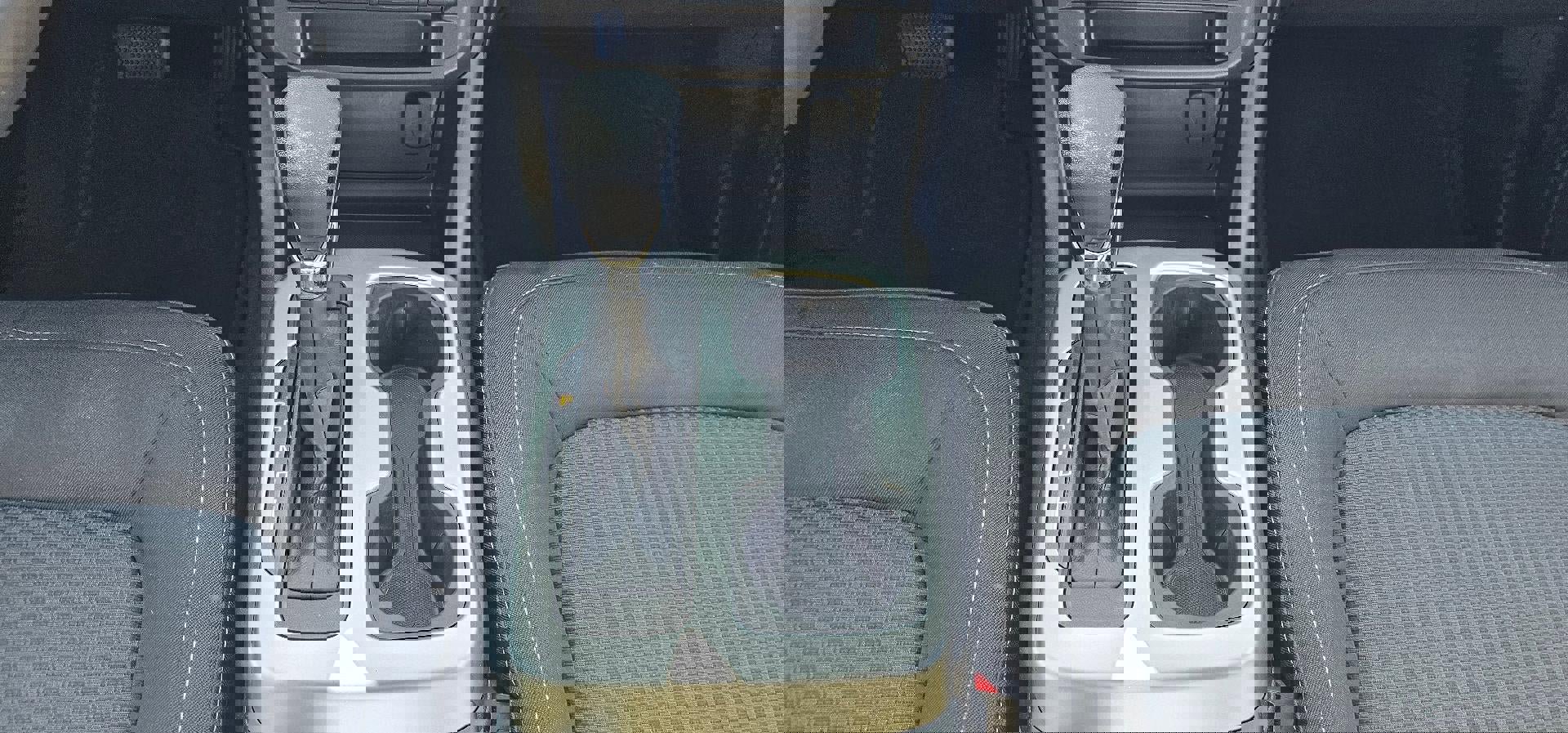 Used 2022 Chevrolet Colorado LT w/ LT Convenience Package image 14