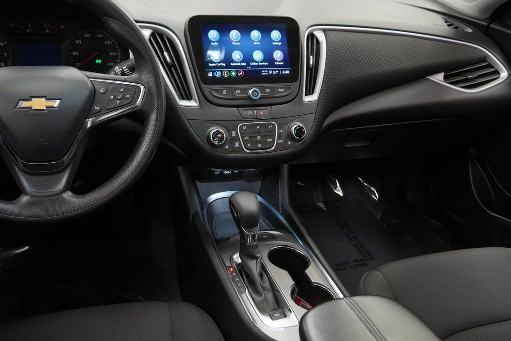 Used 2024 Chevrolet Malibu LT image 27
