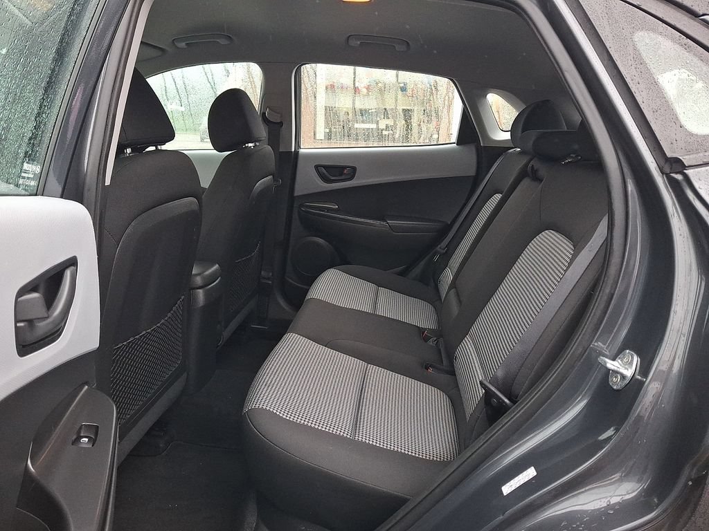 Used 2021 Hyundai Kona SE w/ Cargo Package AWD/4WD image 12