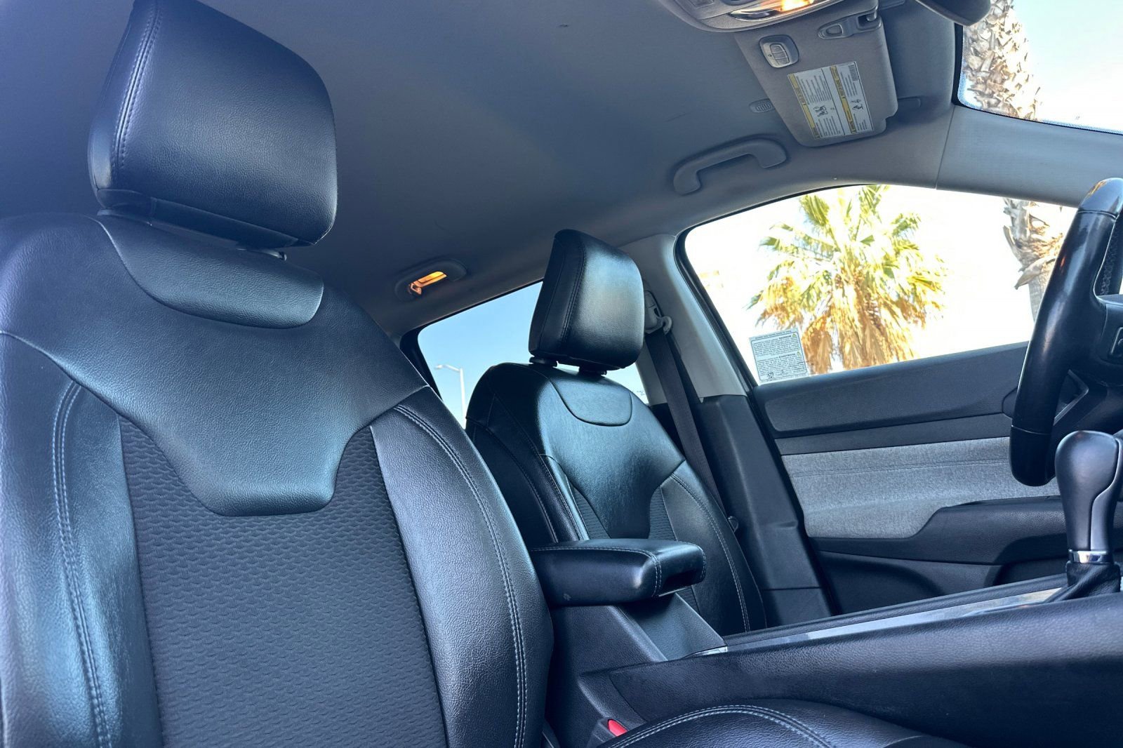 Used 2022 Jeep Compass Latitude w/ Convenience Group image 17