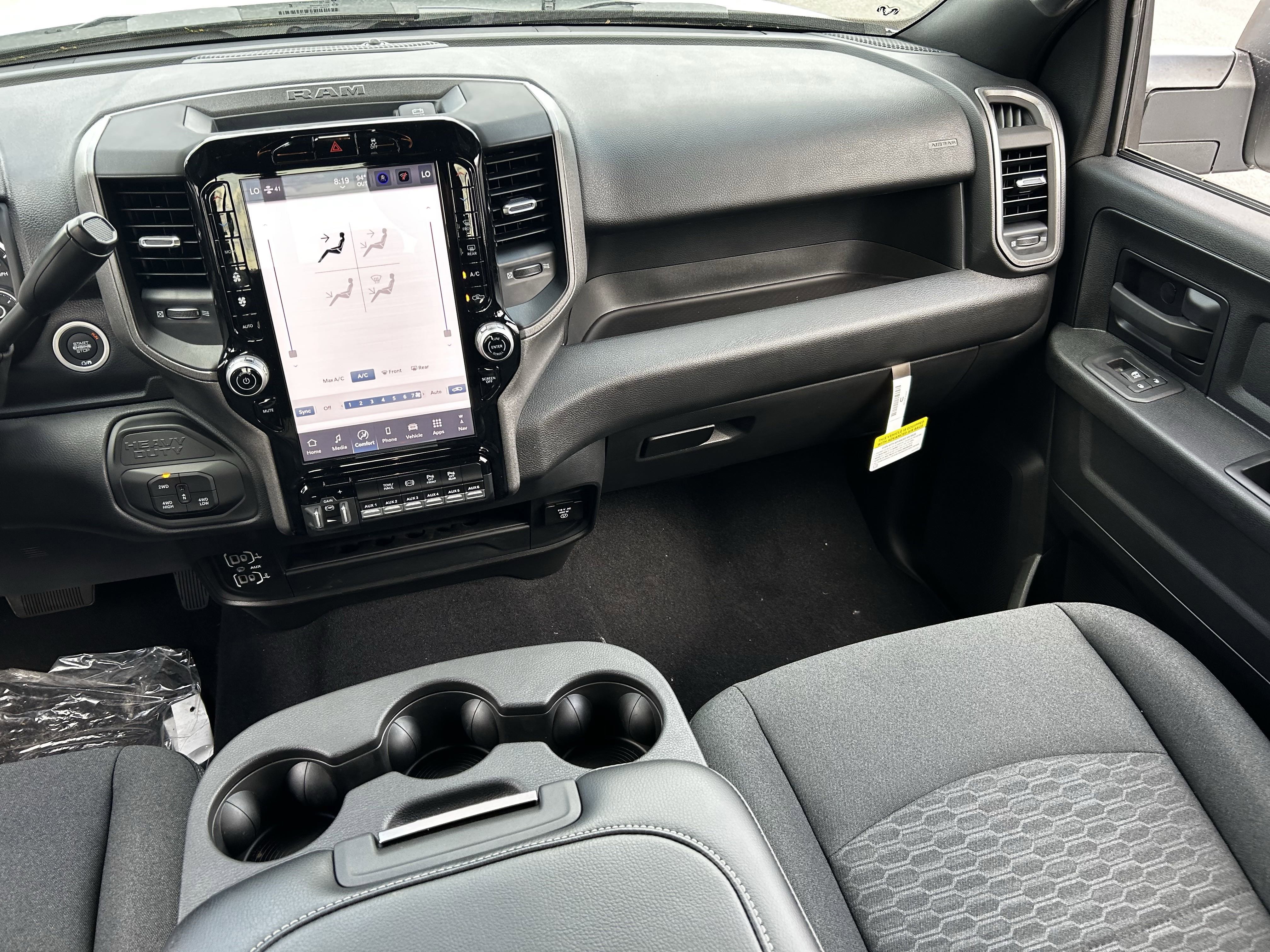 New 2025 RAM 2500 Tradesman AWD/4WD image 13