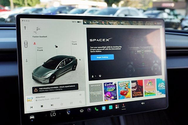 Used 2025 Tesla Model 3 Performance AWD/4WD image 41