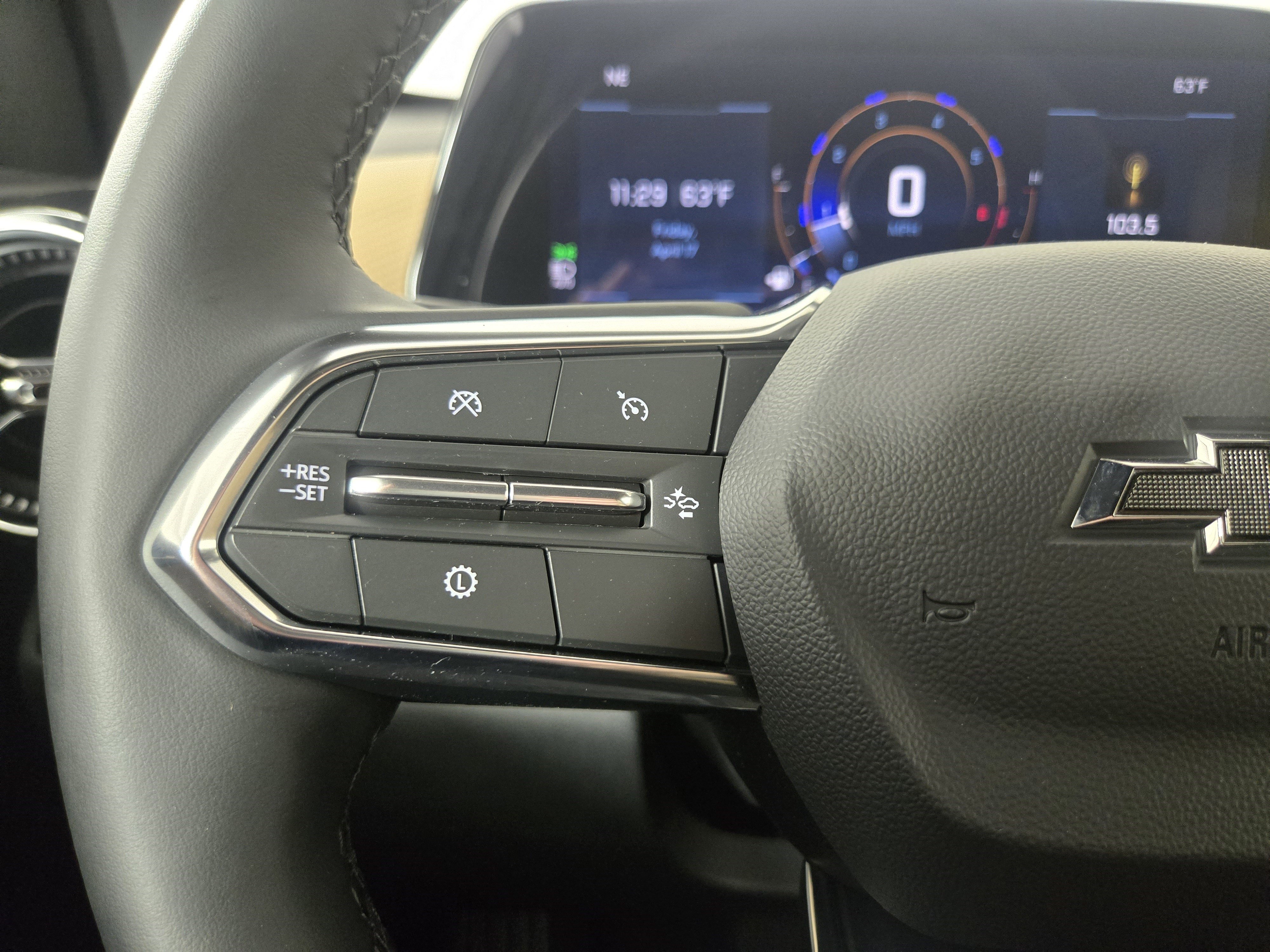 Certified 2026 Chevrolet Equinox ACTIV w/ Convenience Package III FWD image 15