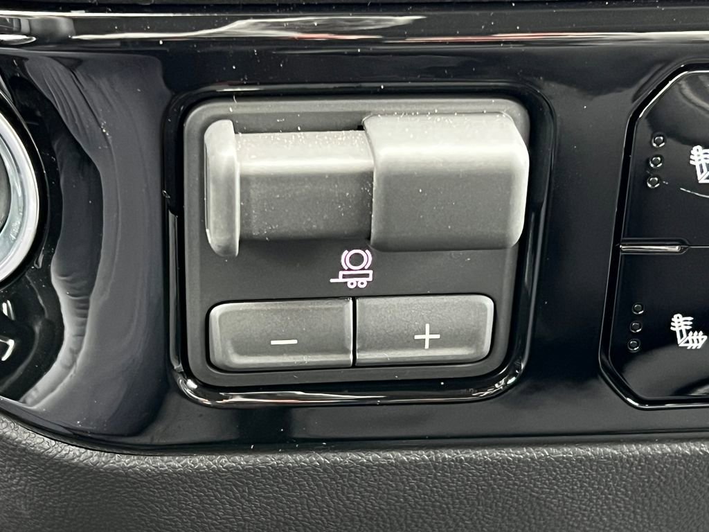 New 2026 GMC Sierra 1500 Elevation image 29