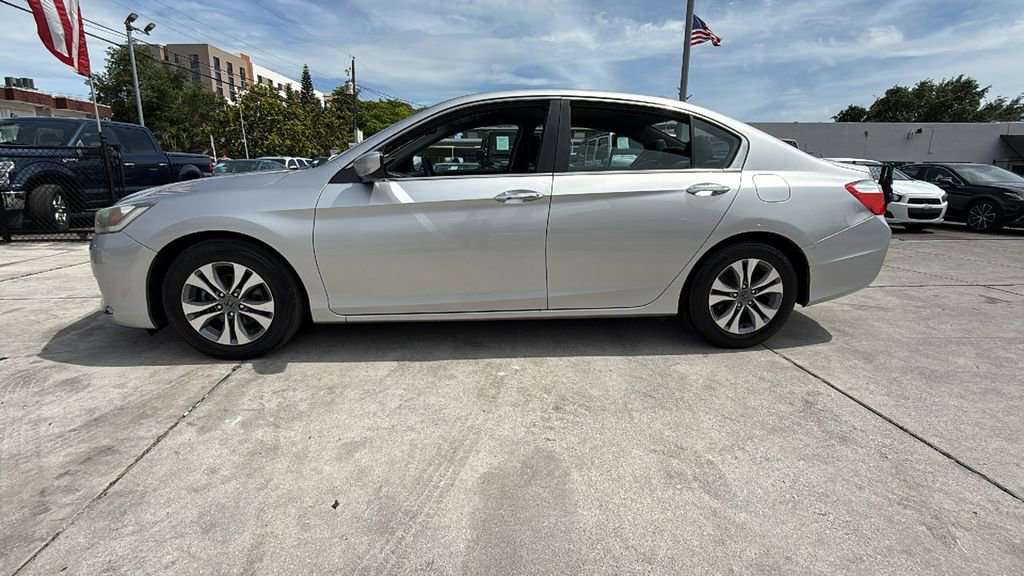 Used 2015 Honda Accord LX image 10
