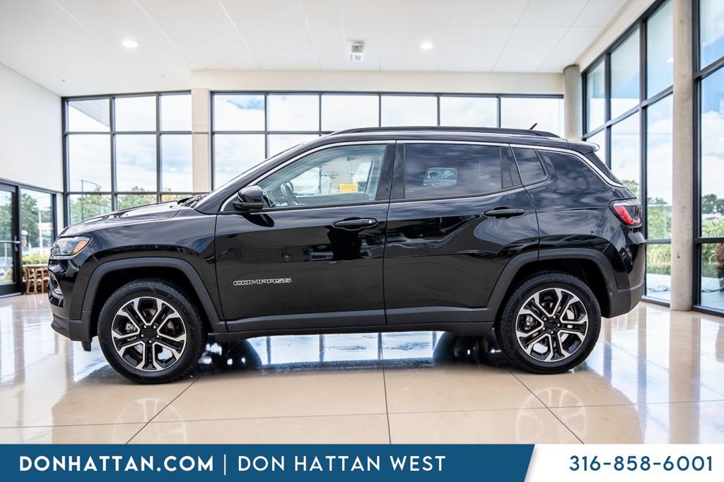 Used 2022 Jeep Compass Limited AWD/4WD image 2