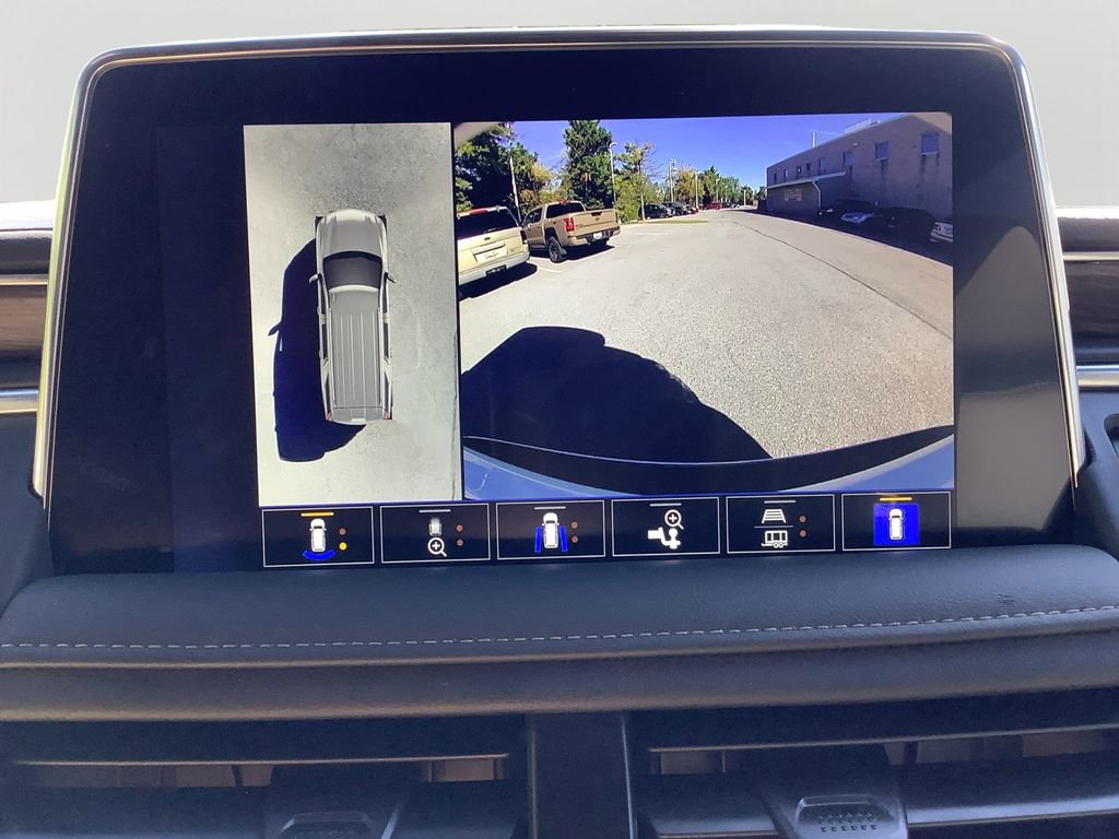 Used 2023 Chevrolet Tahoe Z71 w/ Luxury Package image 26