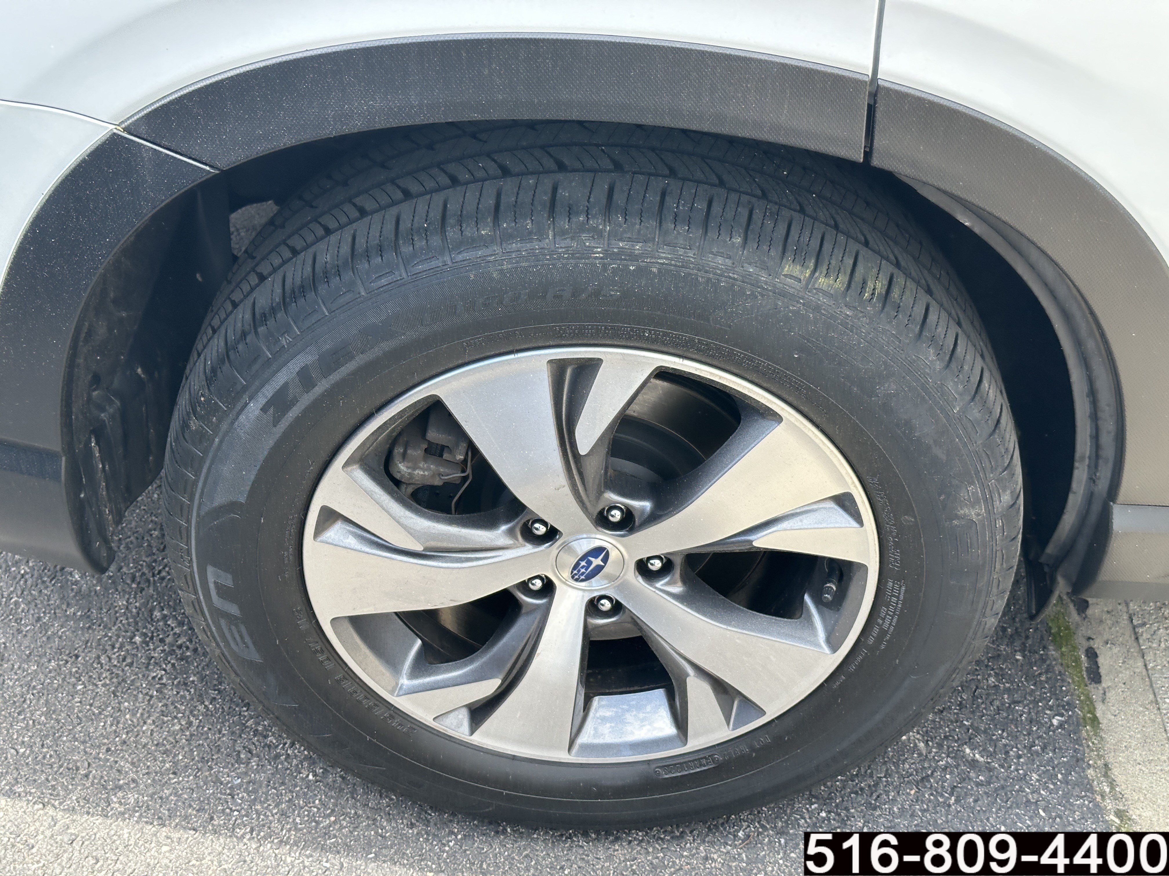Used 2021 Subaru Ascent Premium w/ Convenience Package AWD/4WD image 7