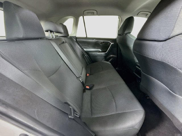 Certified 2021 Toyota RAV4 LE w/ Carpet Mat Package (TMS) FWD image 26