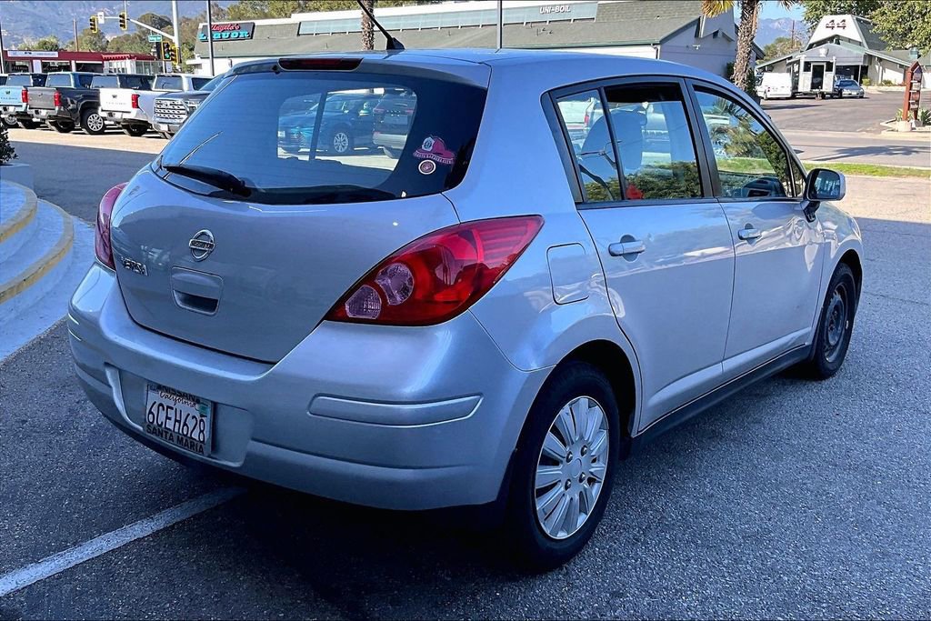 Used 2012 Nissan Versa 1.8 S w/ Plus Pkg FWD image 4