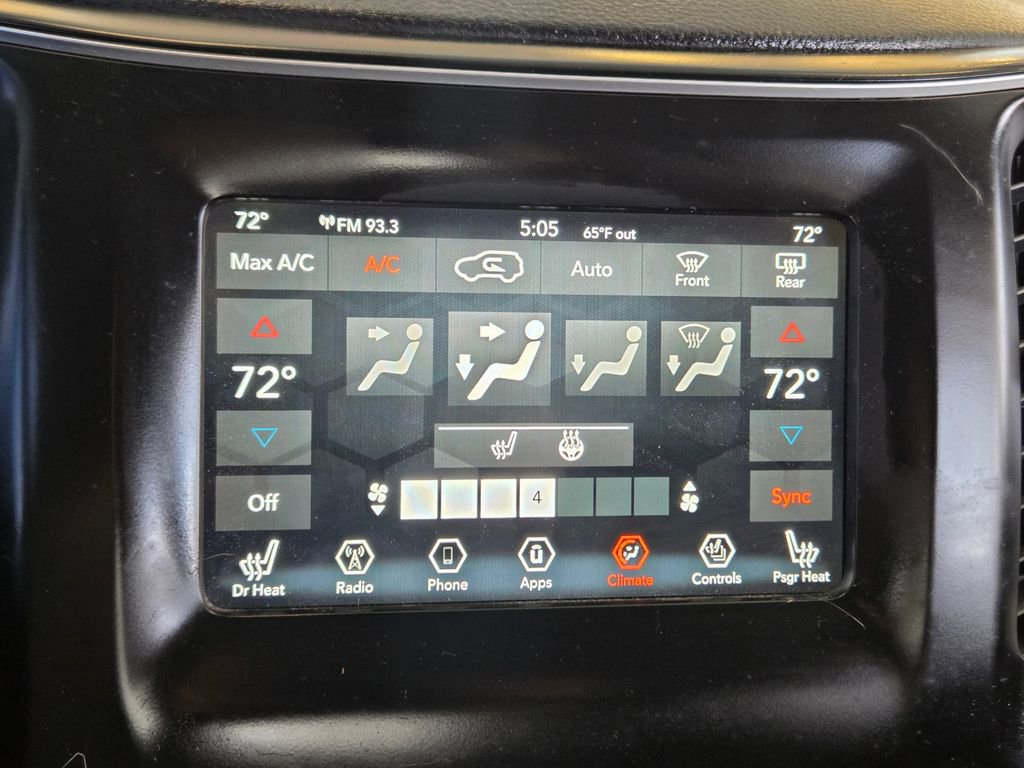Used 2019 Jeep Cherokee Latitude Plus w/ Comfort/Convenience Group image 44