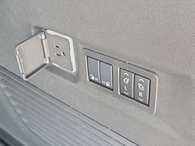 New 2026 Chevrolet Suburban LT w/ Comfort Package RWD image 10