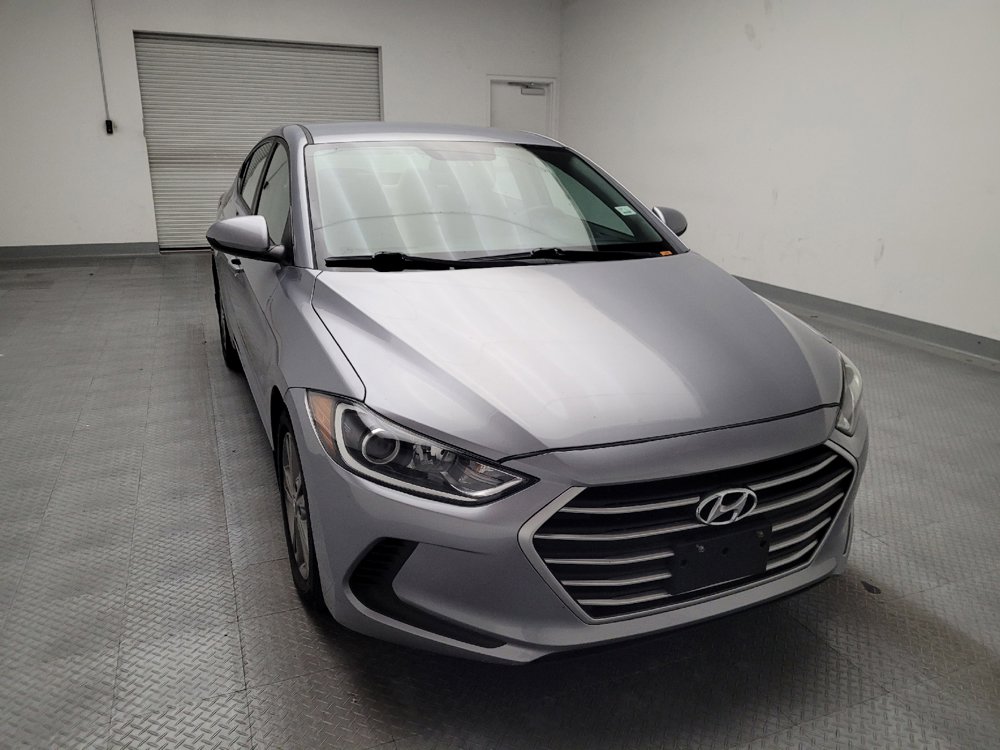 Used 2017 Hyundai Elantra SE image 14