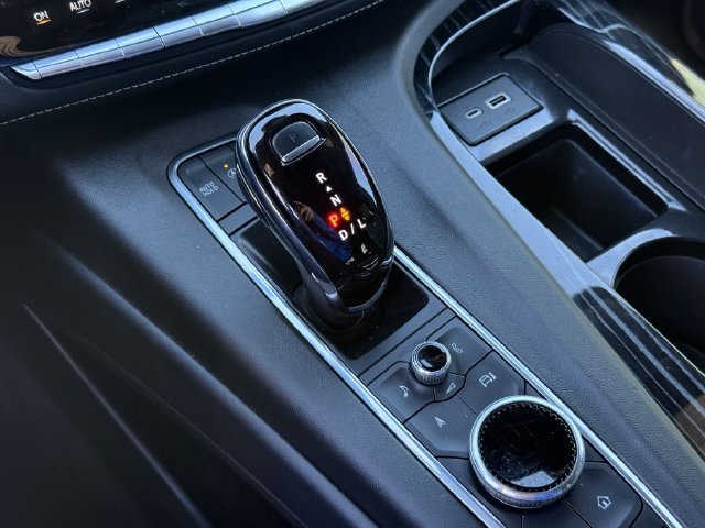 Used 2023 Cadillac Escalade Sport AWD/4WD image 19