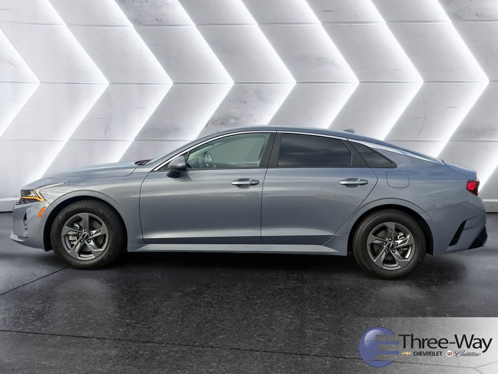 Used 2022 Kia K5 LXS image 2
