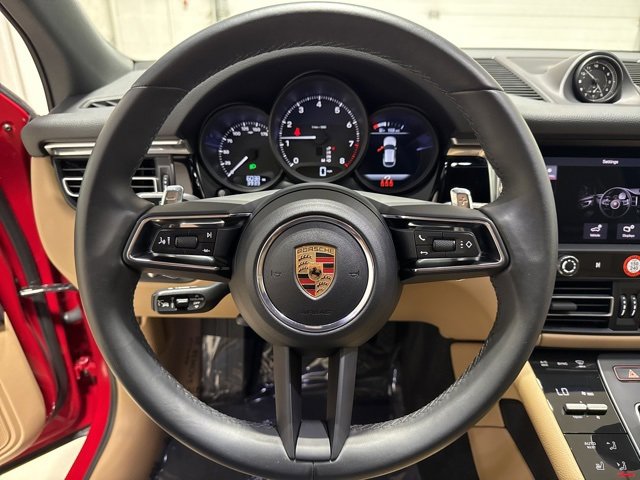 Used 2025 Porsche Macan Turbo image 27