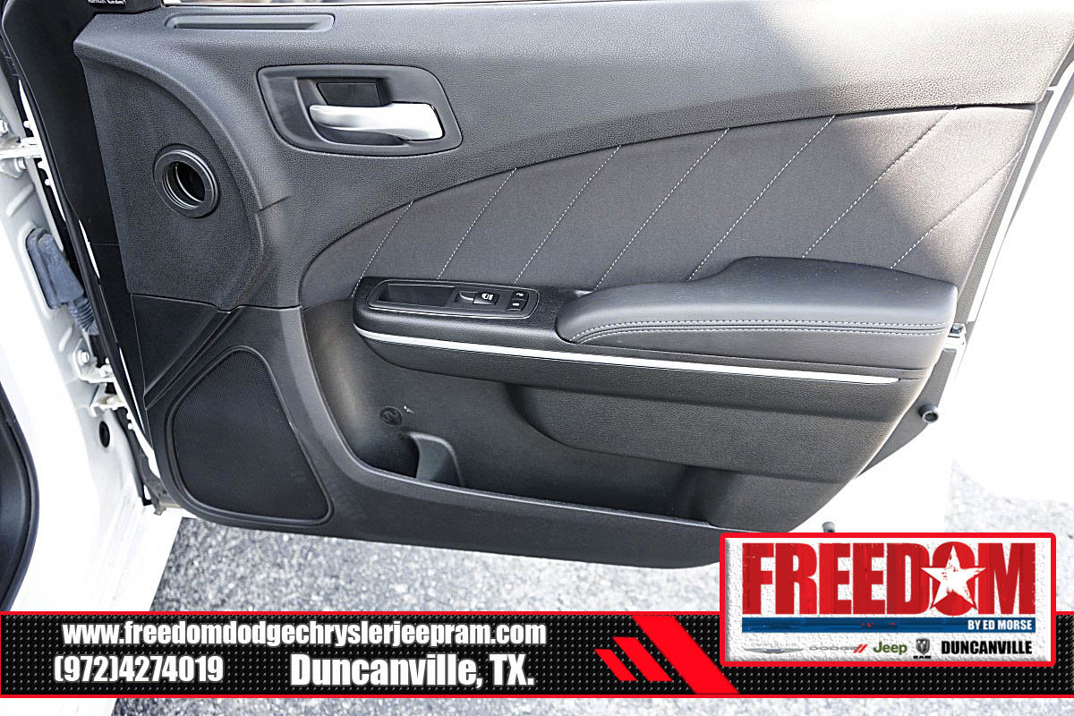 New 2023 Dodge Charger Scat Pack w/ Harman/Kardon Audio Group image 40