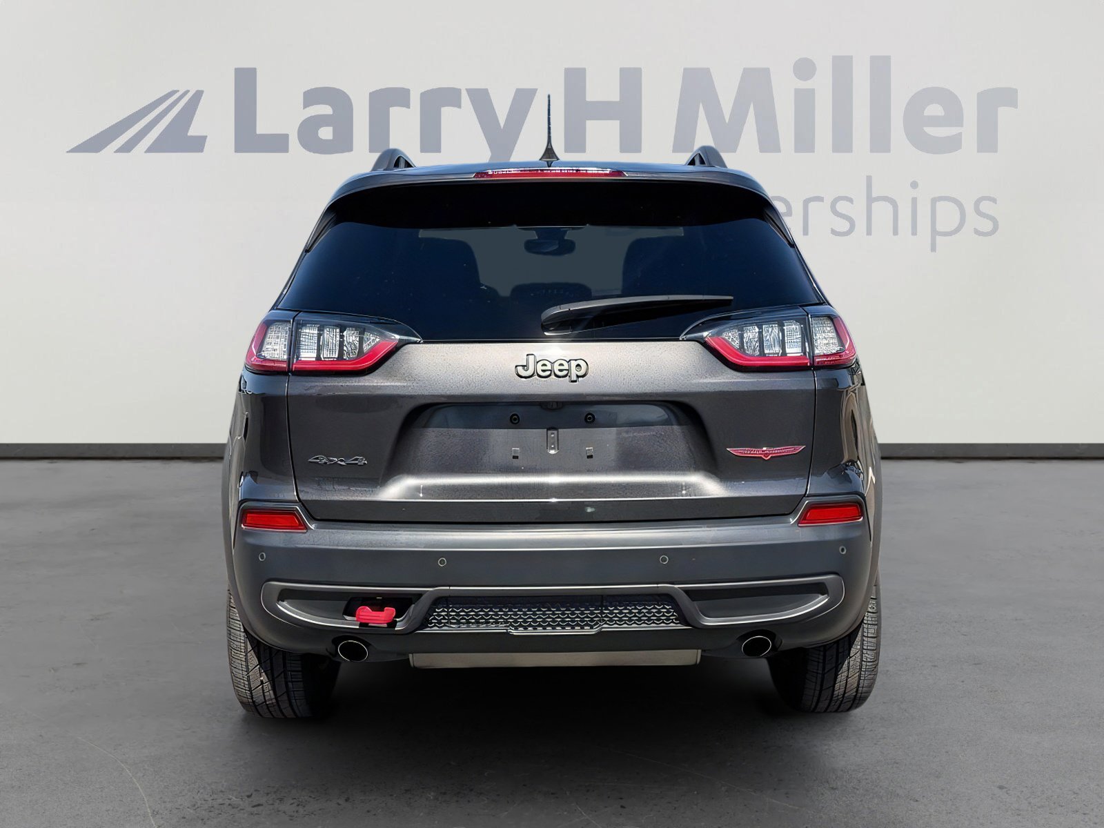 Used 2019 Jeep Cherokee Trailhawk w/ Comfort/Convenience Group image 5