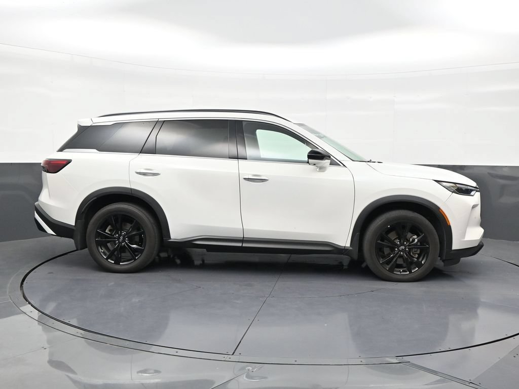 Used 2025 INFINITI QX60 Luxe w/ Black Edition FWD image 6