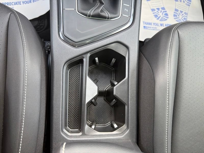 Used 2023 Volkswagen Tiguan SE R-Line FWD image 32