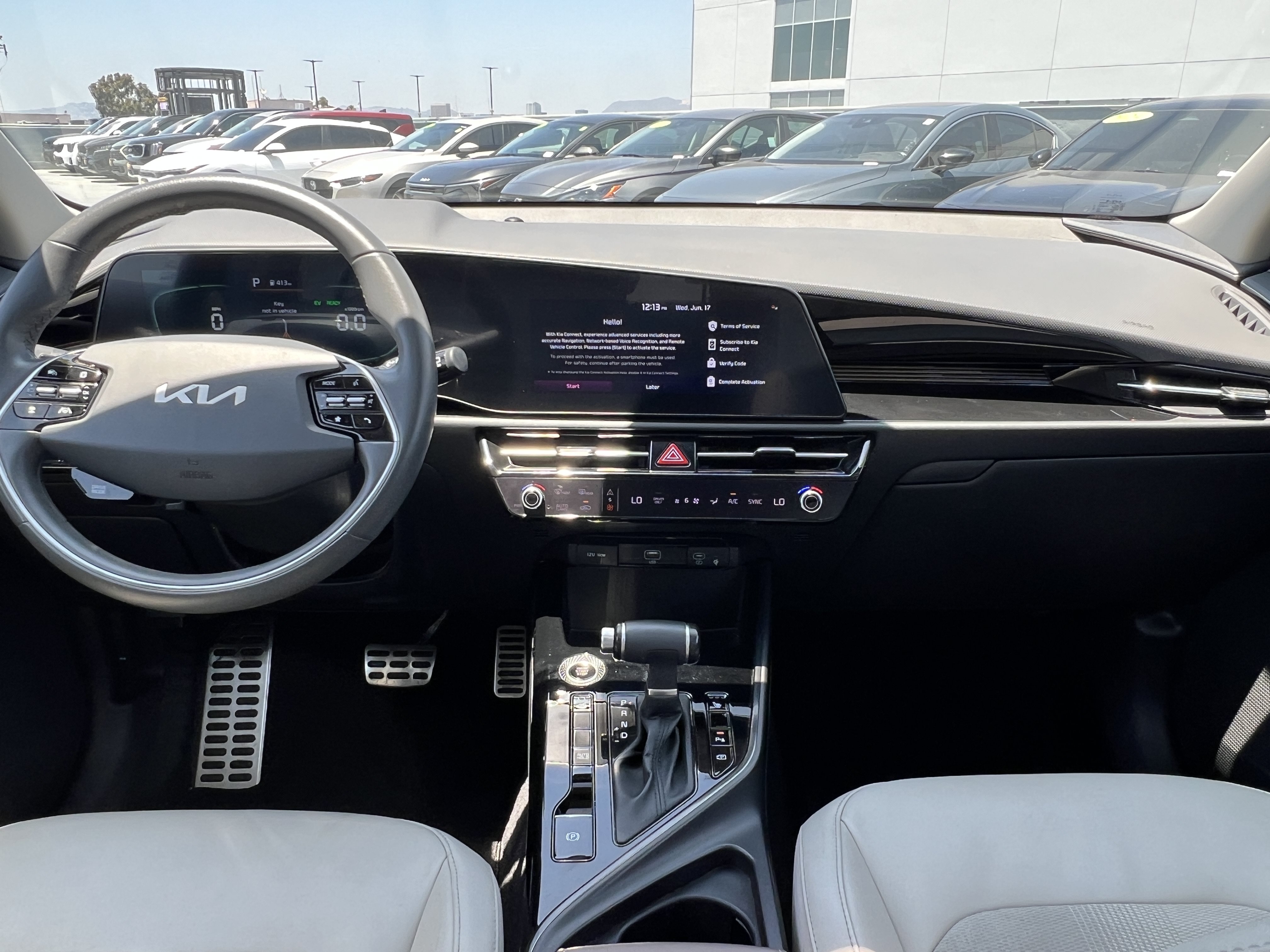 Certified 2023 Kia Niro EX Touring FWD image 20