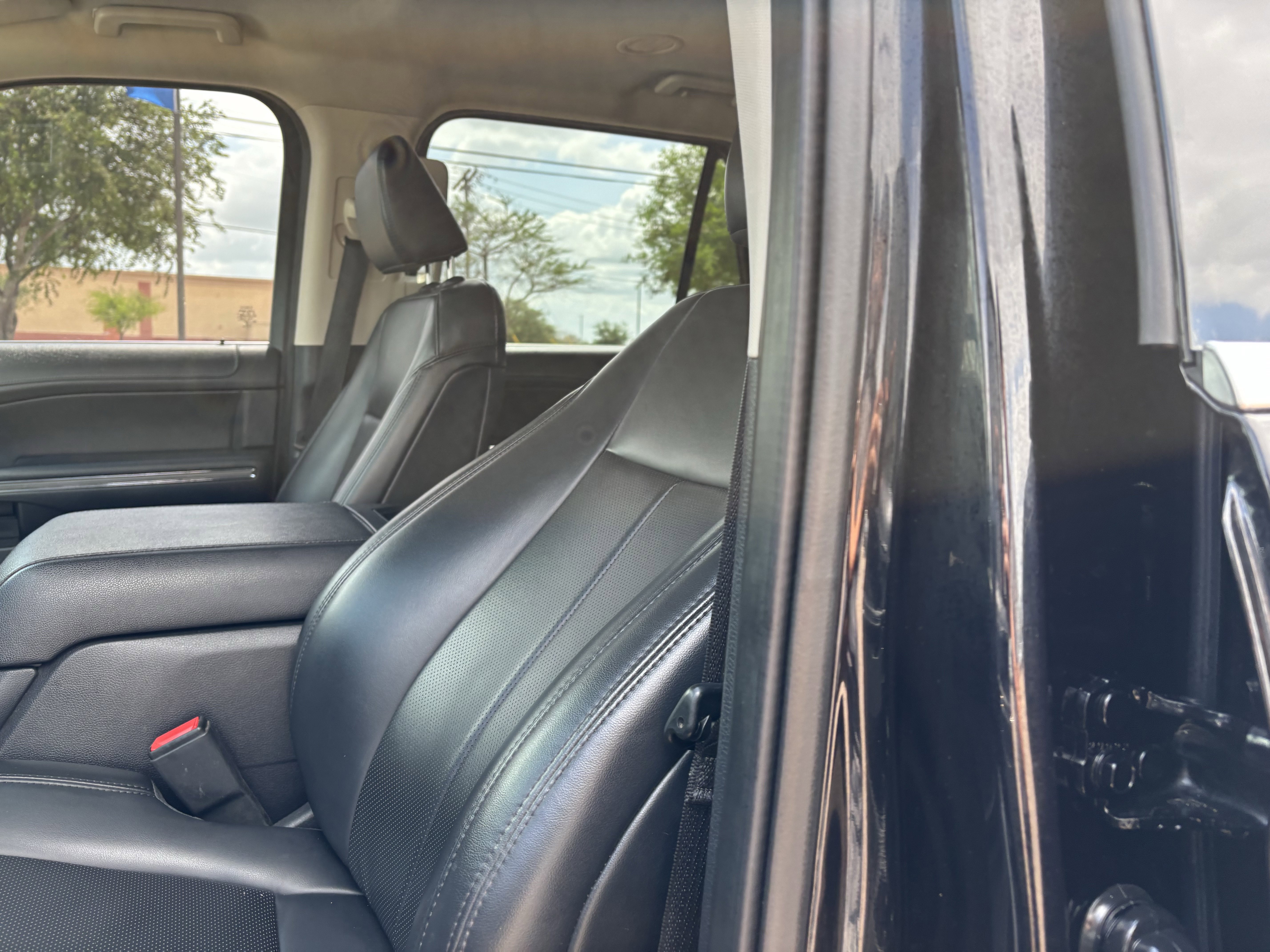 Certified 2023 Ford Expedition XLT RWD image 14