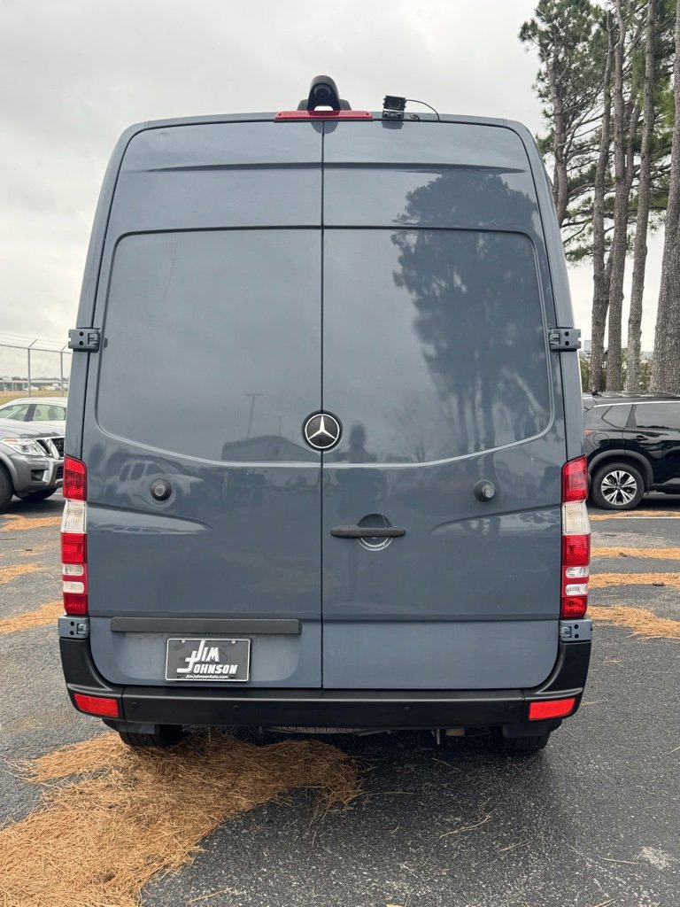 Used 2018 Mercedes-Benz Sprinter 2500 image 6