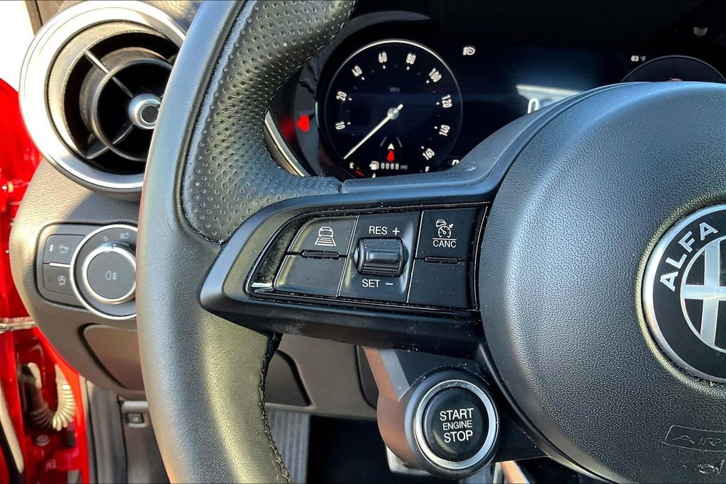 Used 2024 Alfa Romeo Giulia Ti image 11