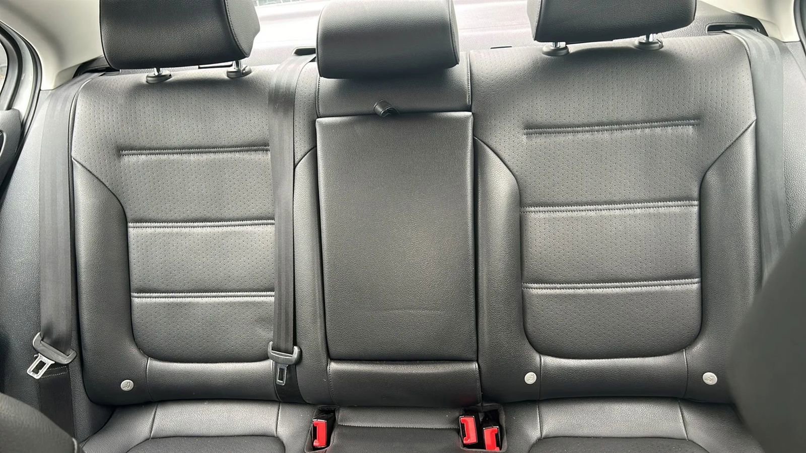 Used 2017 Volkswagen Jetta SEL image 27