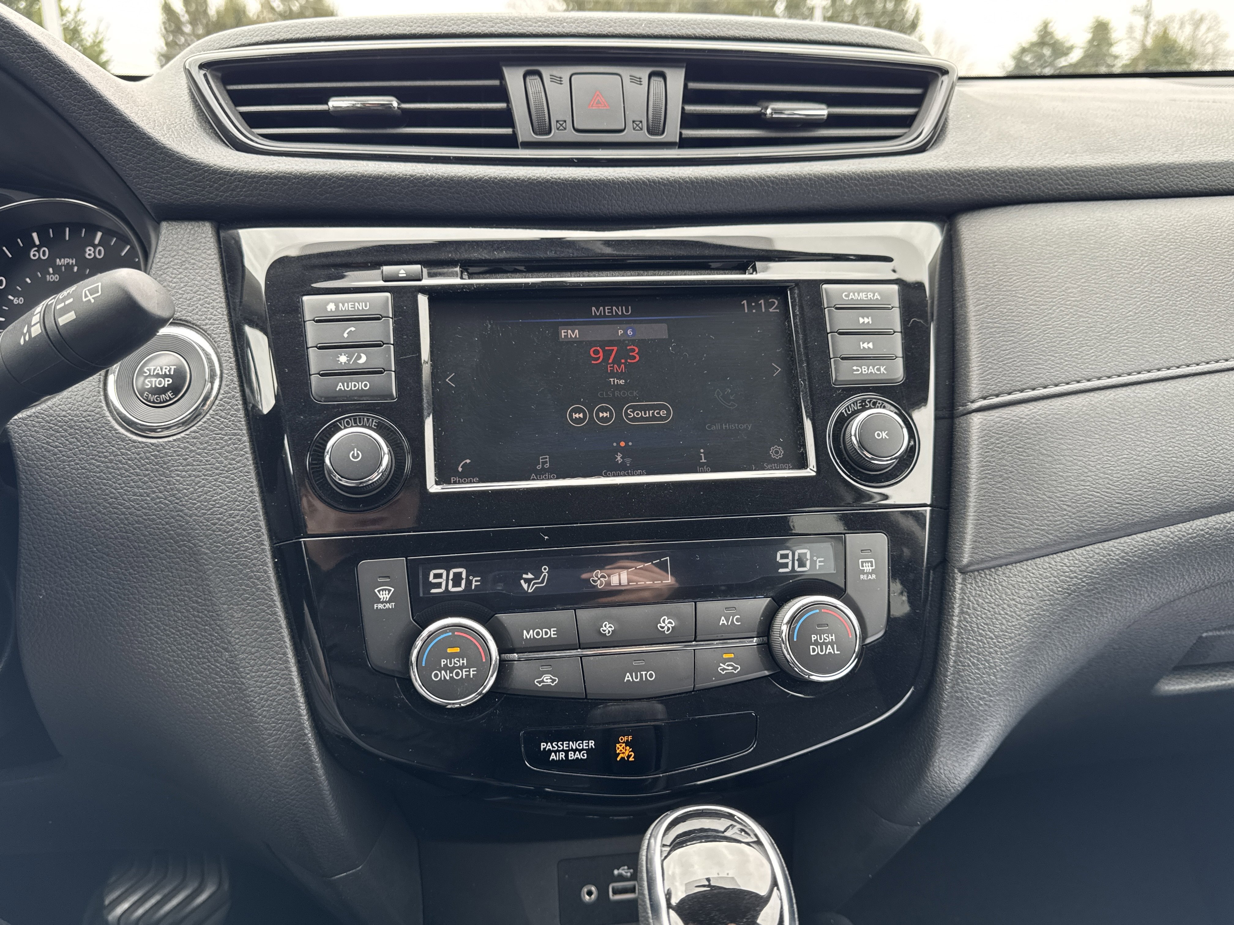 Used 2018 Nissan Rogue SV image 20