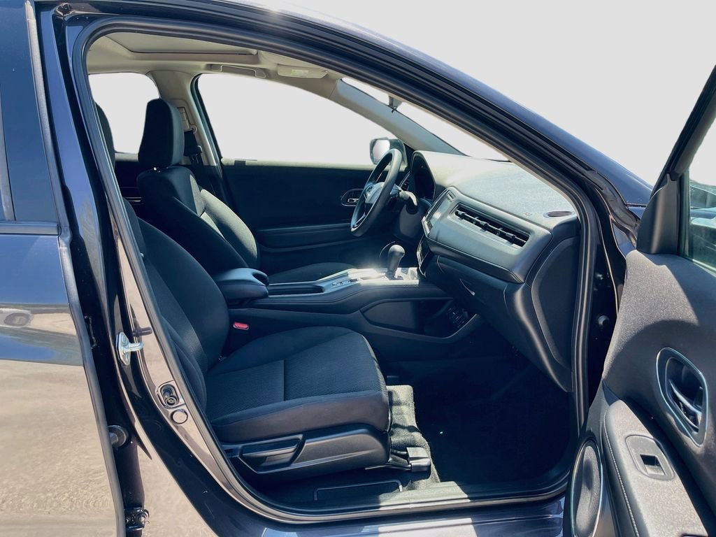 Used 2018 Honda HR-V EX image 27