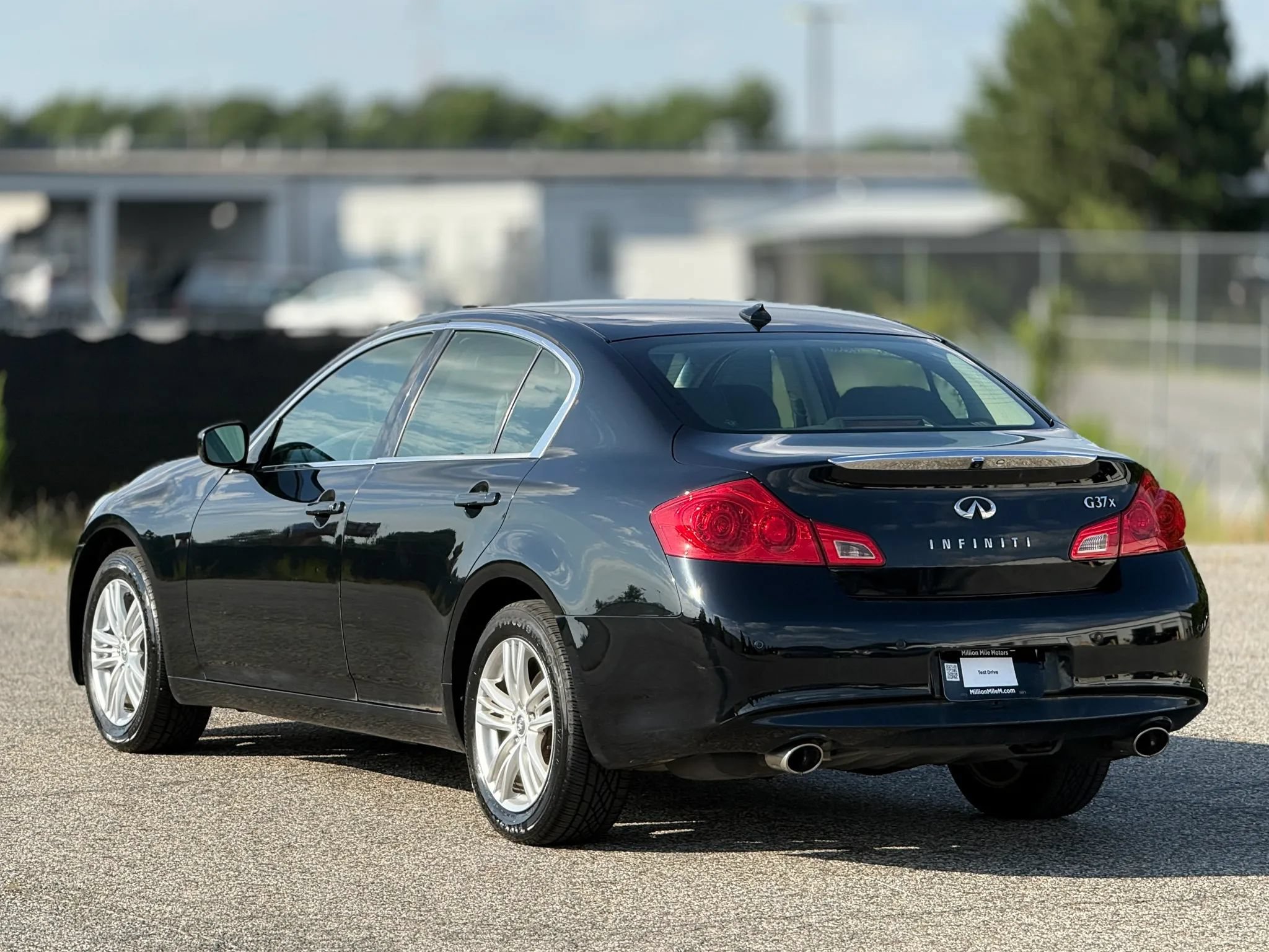 Used 2012 INFINITI G37 x Sedan w/ Premium Pkg AWD/4WD image 10