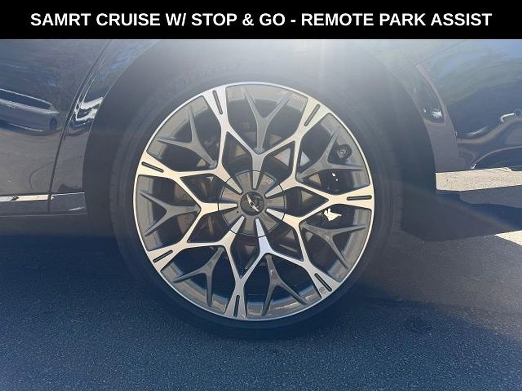 Used 2025 Genesis G90 3.5T AWD/4WD image 3
