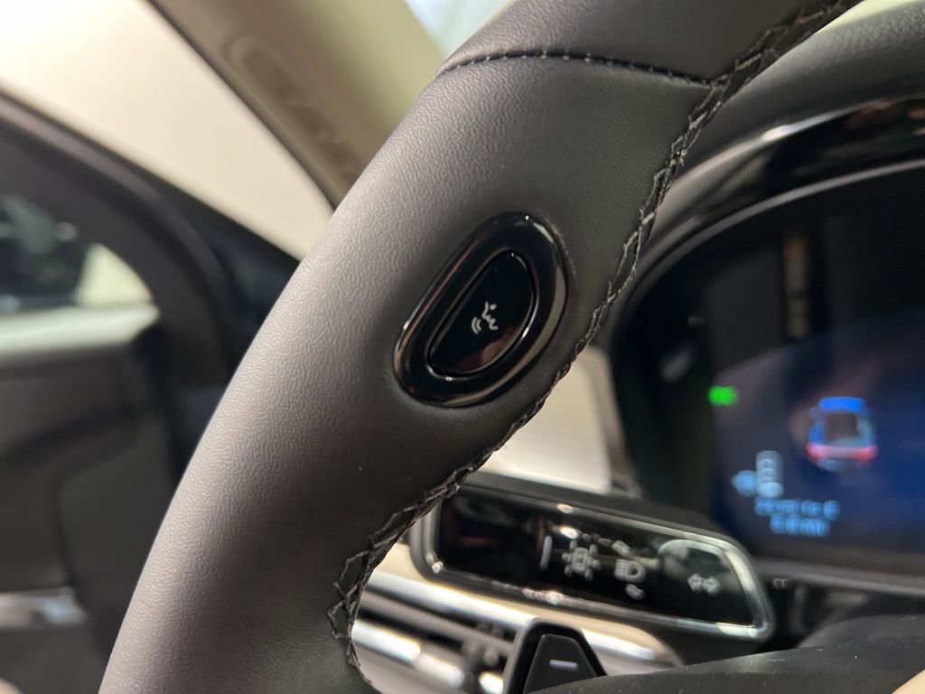 Used 2026 Lincoln Corsair Premiere image 20