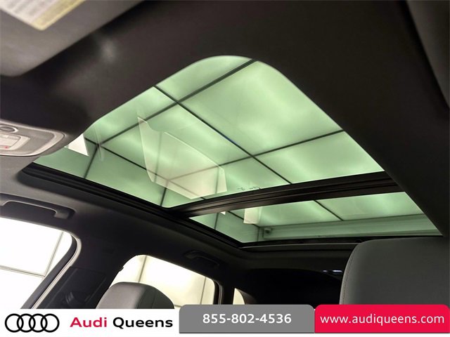 Certified 2025 Audi Q3 2.0T Premium Plus w/ Premium Plus Package image 23